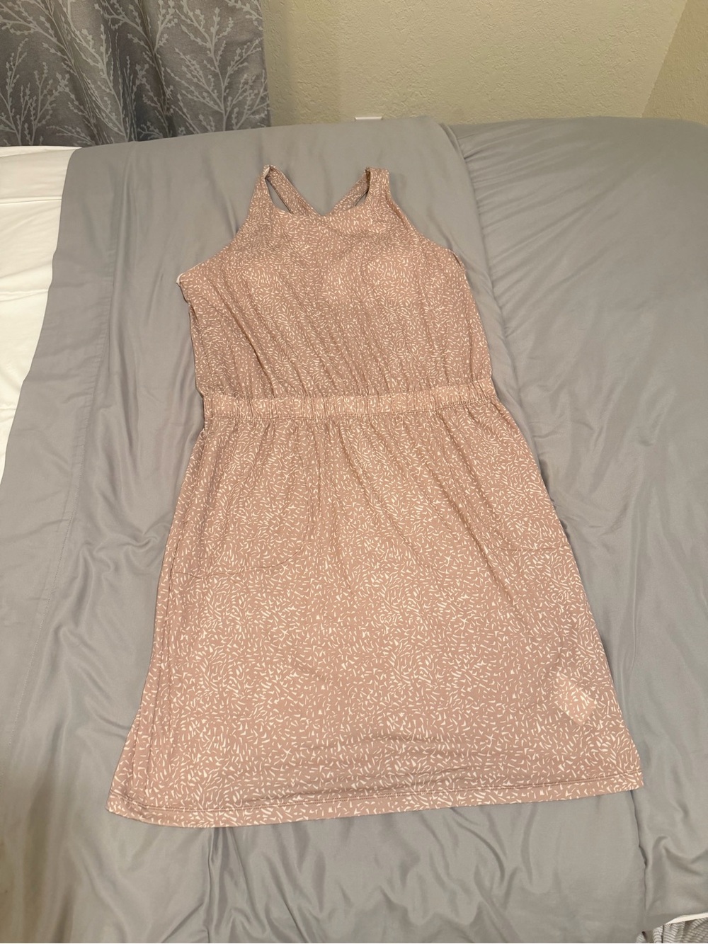 Women’s Sleeveless Tan Printed Elastic-Waist Dress